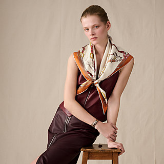 レア　HERMES　エルメス　シュバルホース　馬モチーフ　ペーパーナイフ les-chevaux-dechaines-scarf-90